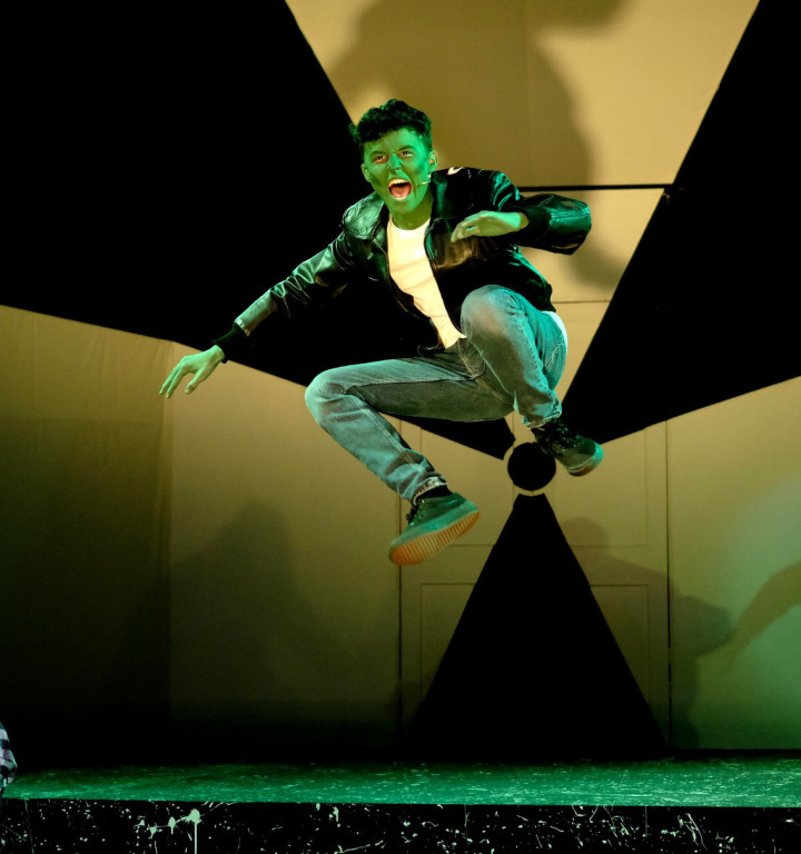 Aufführung Schul-Musical Shrek am Scarborough College